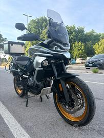 CF Moto - 800mt explore