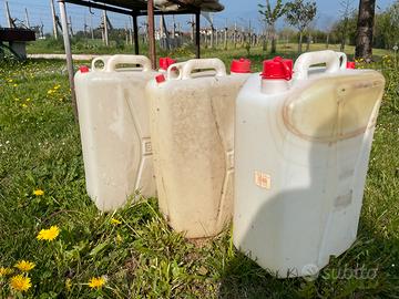 7 x Tanica da 30 liitri