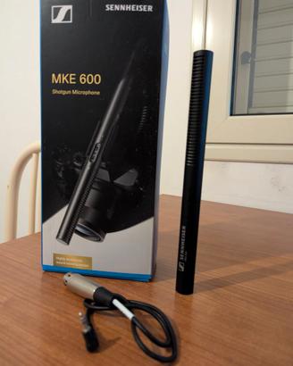Sennheiser mke 600 shotgun microphone