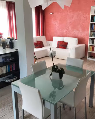 Tavolo allungabile in vetro satinato 130x85 cm