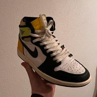 Nike Air Jordan Retro 1 High OG Volt