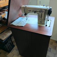 macchina da cucire a pedali