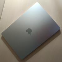 MacBook Air M3 15" 16GB RAM / 256GB SSD Grigio
