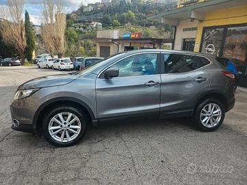 Nissan Qashqai 1.5 dCi Acenta 143.000km 2017