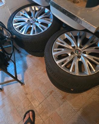 cerchi 17 giulietta con pneum neve