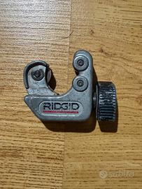 Tagliatubi tascabile RIDGID 101 per rame