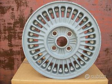 N.1 cerchio cromodora millerighe alfa romeo 5,5Jx1