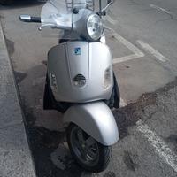 Vespa GTS 250