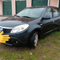 Dacia Sandero 1.4 laureate benzina/gpl