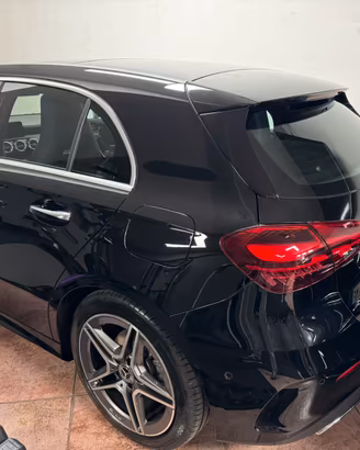 Mercedes classe A 180 D AMG PREMIUM PLUS