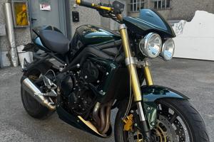 Triumph street triple 675