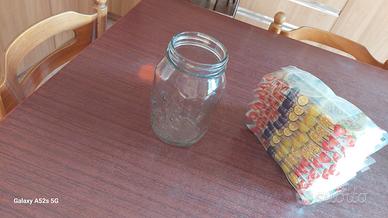 numerosi vasi e capsule bormioli per conserva