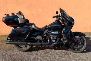 Harley-Davidson 114 Electra Glide Ultra Limited (2