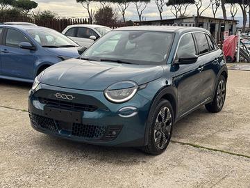 FIAT 600 HYBRID LA PRIMA DCT6 1.2cc 100cv CAMERA