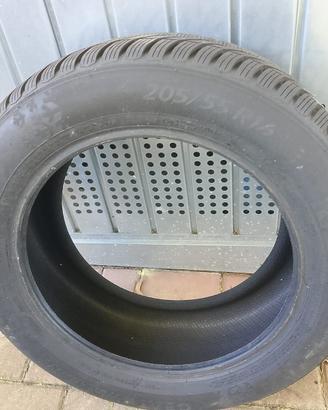 2 pneumatici invernali Marca Ceat 205/55 R16