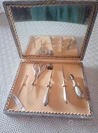 set vintage in argento 800 per cucito