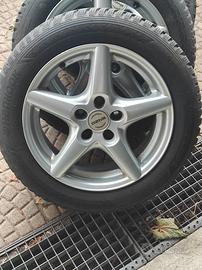 Gomme e cerchi 205/55R16 auto gruppo Volkswagen