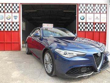 Alfa Romeo Giulia 2.2 Turbodiesel 210 CV AT8 AWD Q