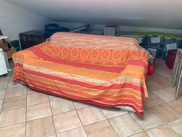 Divano letto estraibile