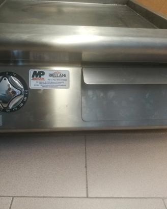 N. 1 fry top elettrico professionale