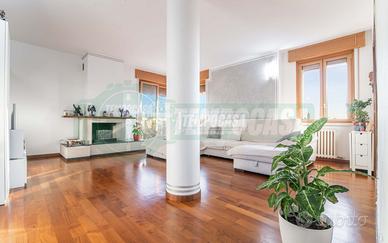 AMPIO TRILOCALE DI 114 MQ CON TRIPLA ESPOSIZIONE,