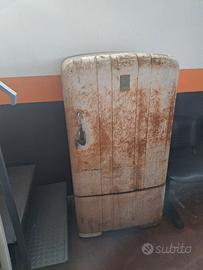 Frigorifero anni 60 da restaurare 