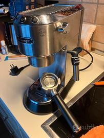 Macchina caffè Dedica DeLonghi