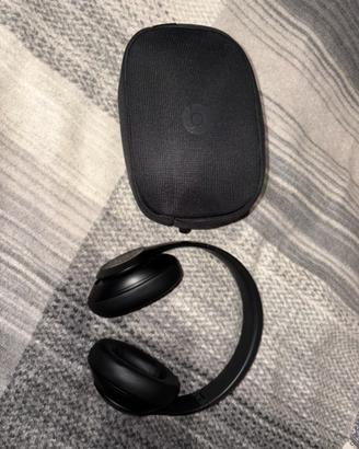 Beats Studio Pro