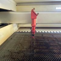 Vendita macchina laser 150w con abbattitore fumi