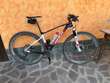 mtb Giant Xtc Advance 29 usata pochissimo