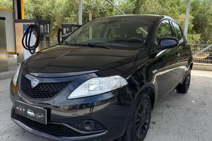Lancia Ypsilon 1.2 69cv GPL - 12 MESI DI GARANZIA-
