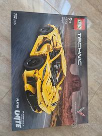 LEGO Technic Chevrolet Corvette Stingray