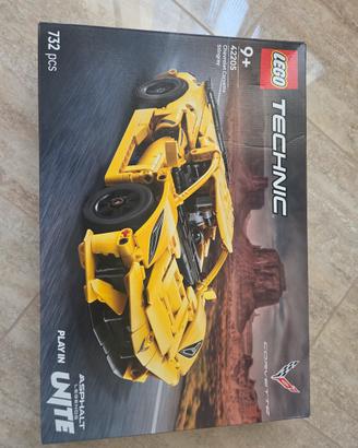 LEGO Technic Chevrolet Corvette Stingray