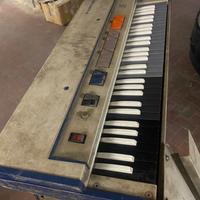 Organò farfisa fast 4