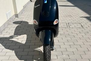 Piaggio vespa 125 et4 A.S.I.