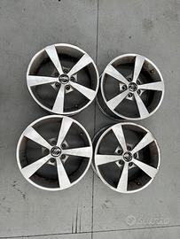 4 Cerchi in Lega per Volvo Ford 16 pollici usati