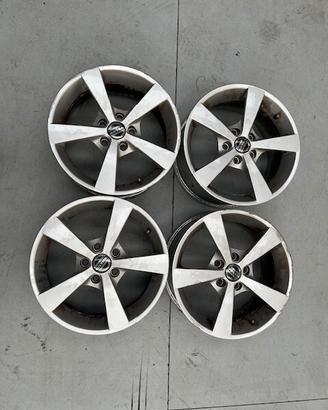 4 Cerchi in Lega per Volvo Ford 16 pollici usati