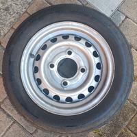 cerchi  4jx13 h2 et 20 e  gomme 135r13 69n