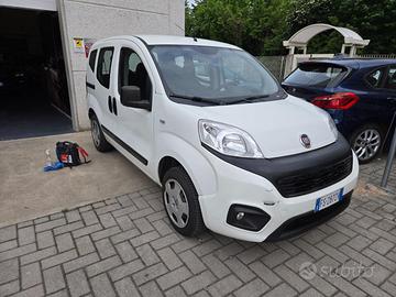 FIAT Qubo 1.4 8V 77 CV Lounge Natural Power