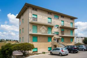 3 LOCALI A SANT'ELPIDIO A MARE