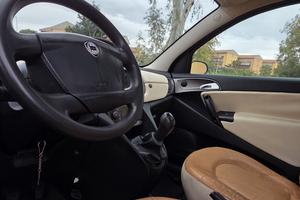 LANCIA YPSILON 1.3 MULTIJET 
