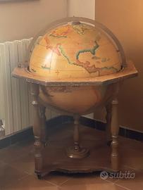 Mappamondo contenitore