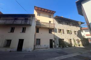 CASA IN LINEA BICAMERE ZONA CENTRO STORICO