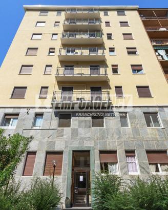 Bilocale completamente ristrutturato con balcone