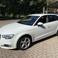 AUDI A3 SPB 30 TDI S tronic Sport OK NEOPATENTAT