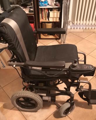 carrozzina Elettrica con Joystick Karma