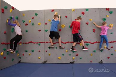 Parete Arrampicata x Scuole Materne e Aree Ludiche