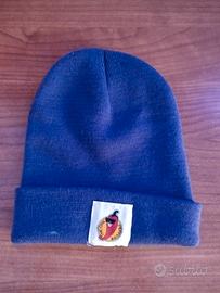 Cappello lana blu con patch peperoncino unisex