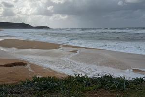 Pistis- Appartamento p. terra a due passi dal mare