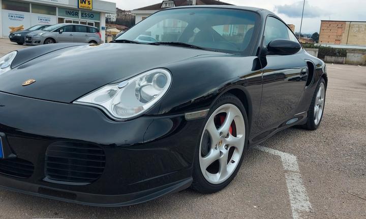 Porsche 911 Turbo cat Coupé